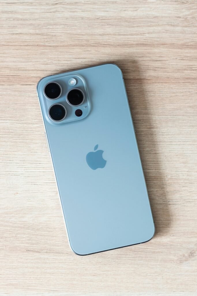 pexels-japy-29020349-683x1024 iPhone 17: Últimas Notícias e Rumores Sobre Todos os Modelos Esperados